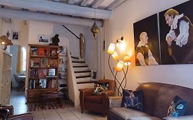 Maison De Charme Avec Cour, Proche Rue Des Teinturiers